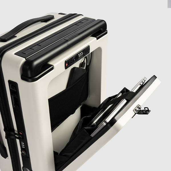 TRAMORA Carry On Pro 未使用 ホワイト キャリーケース Carry-Ons